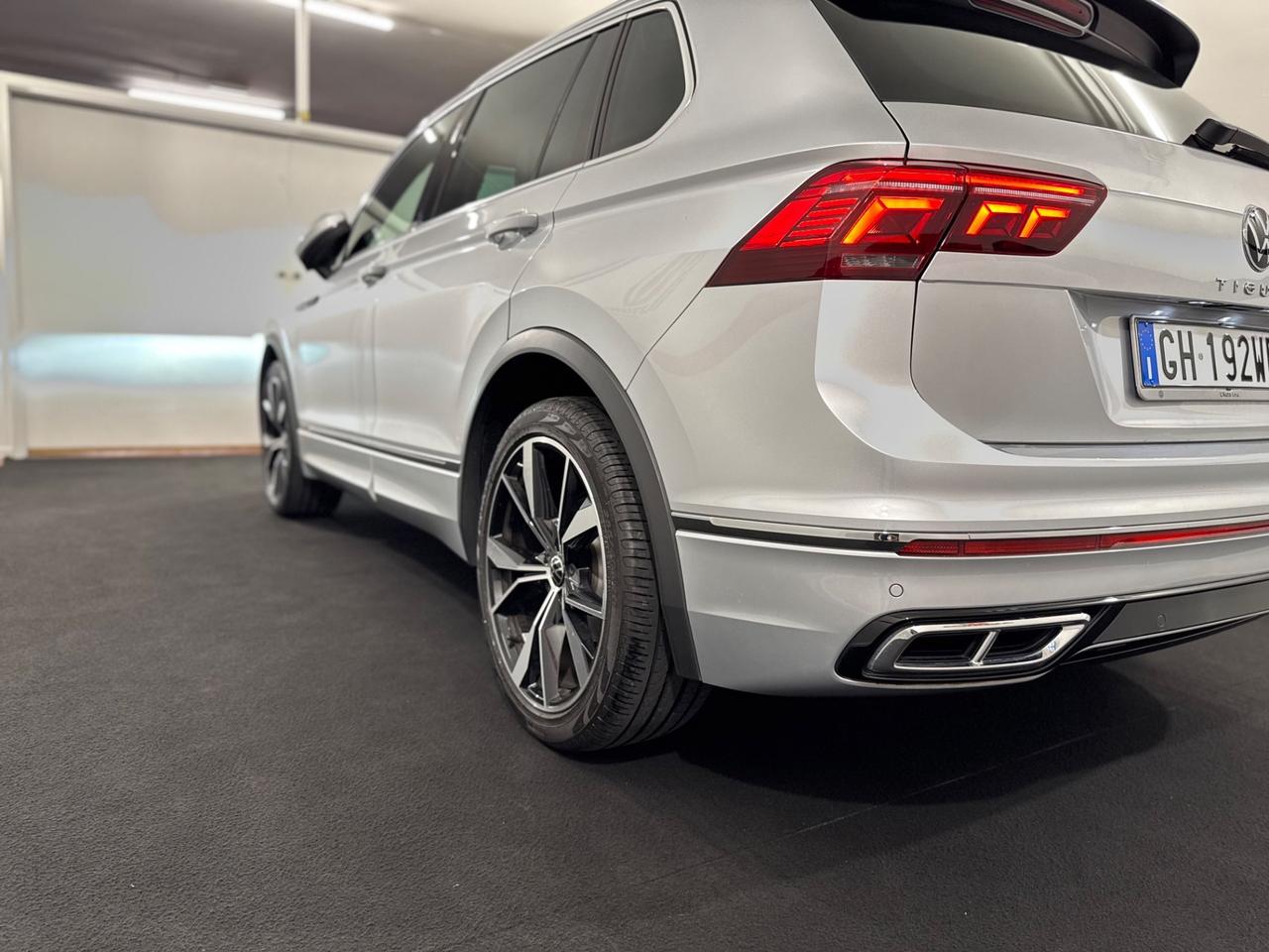 Volkswagen Tiguan 1.5 TSI 150 CV DSG ACT R-Line