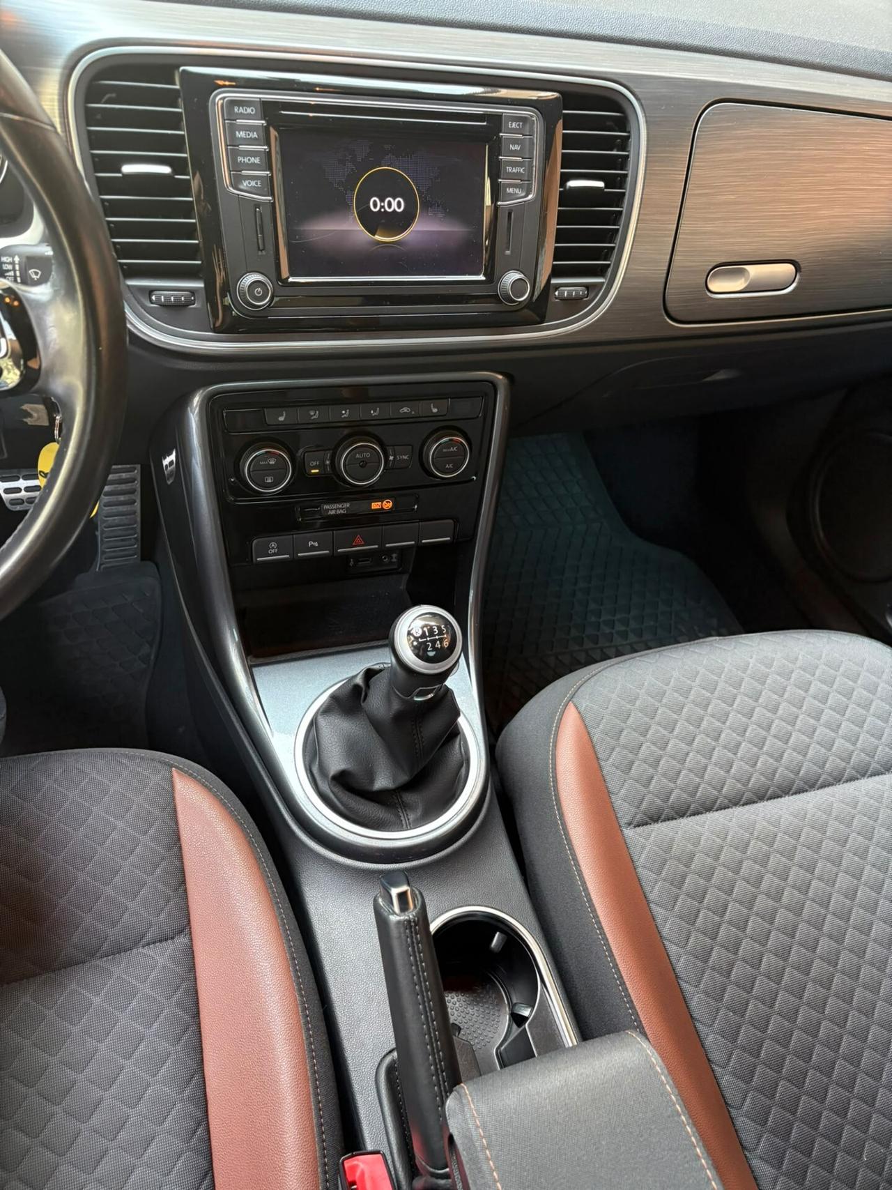 Volkswagen Maggiolino 1.2 TSI 105CV ALL STAR