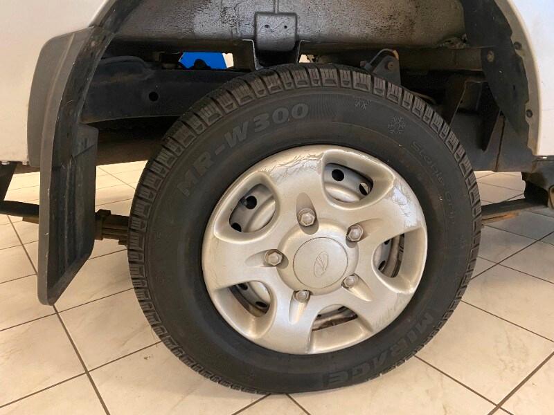 MAHINDRA Genio Genio 2.2 SC2 N1