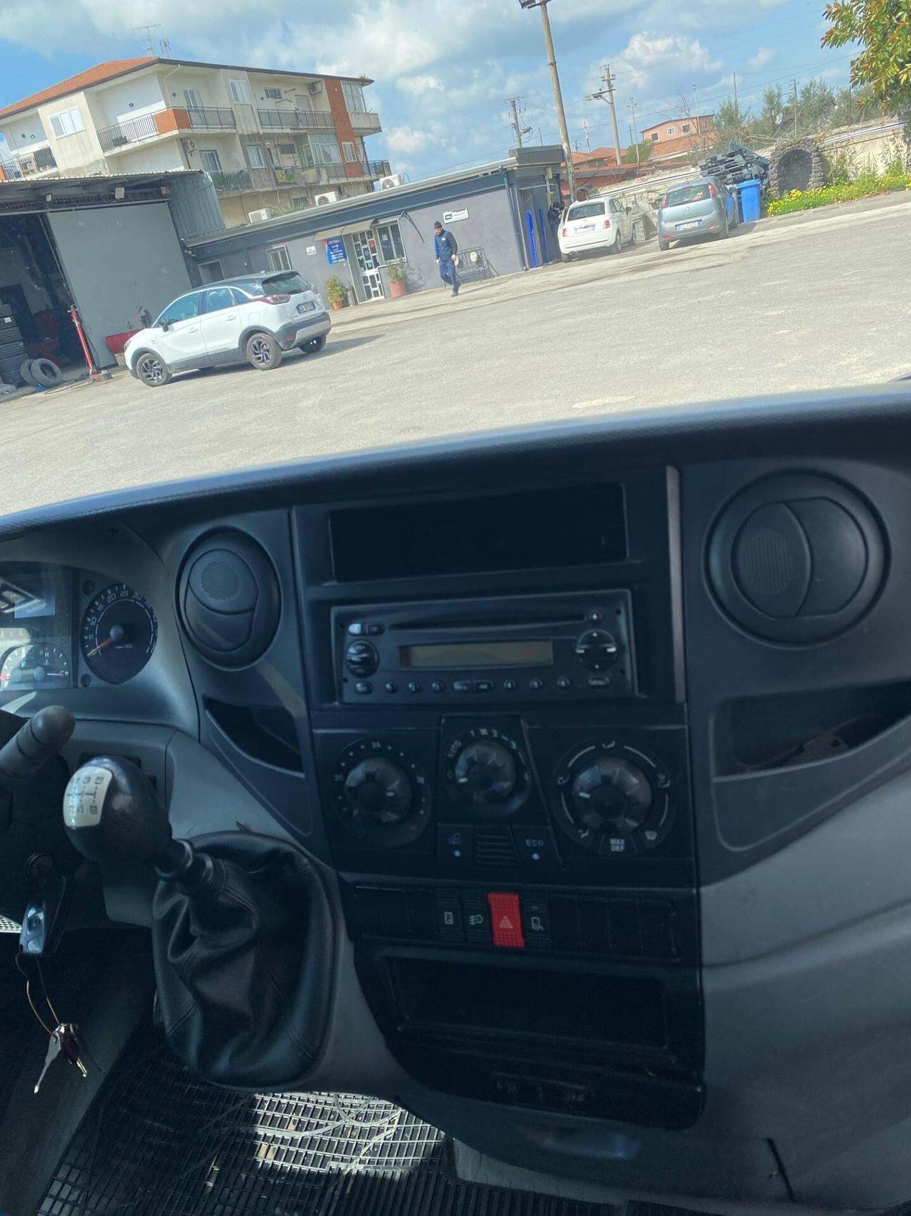 Iveco Daily 35 C 15 TOT. REV. Sponda idraulica