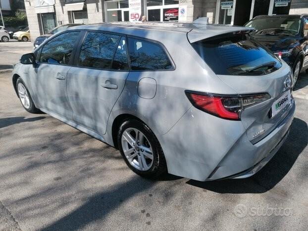 Toyota Corolla SW Hybrid Business NO OBBL. FINANZ.