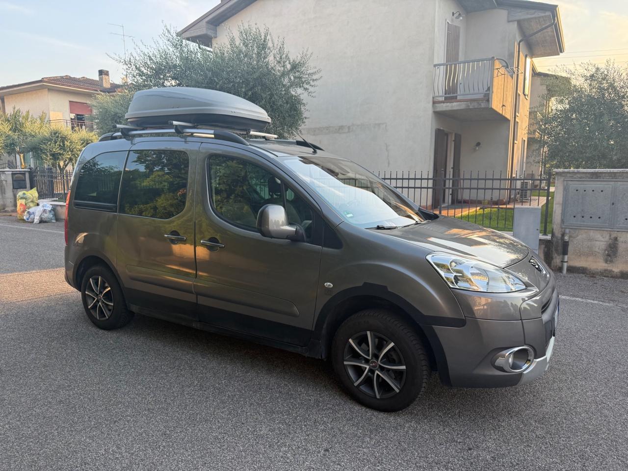 Peugeot Partner Tepee 1.6 HDi 110CV Outdoor