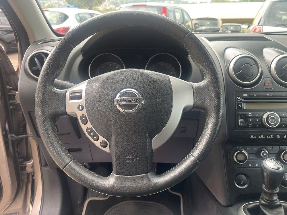 Nissan Qashqai 2.0 dCi DPF 4WD Tekna