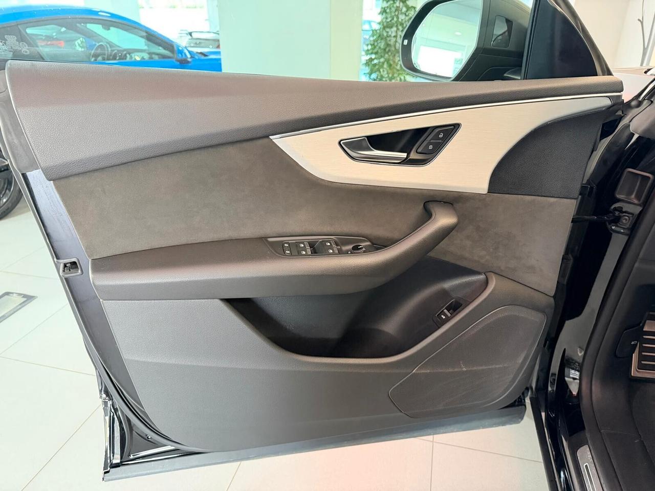 Audi Q8 45 TDI quattro tiptronic Sport