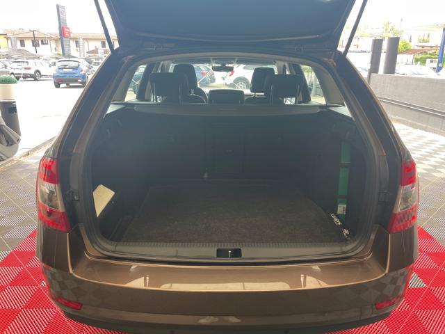 SKODA Octavia 2.0 TDI 150 CV DSG Wagon Executive