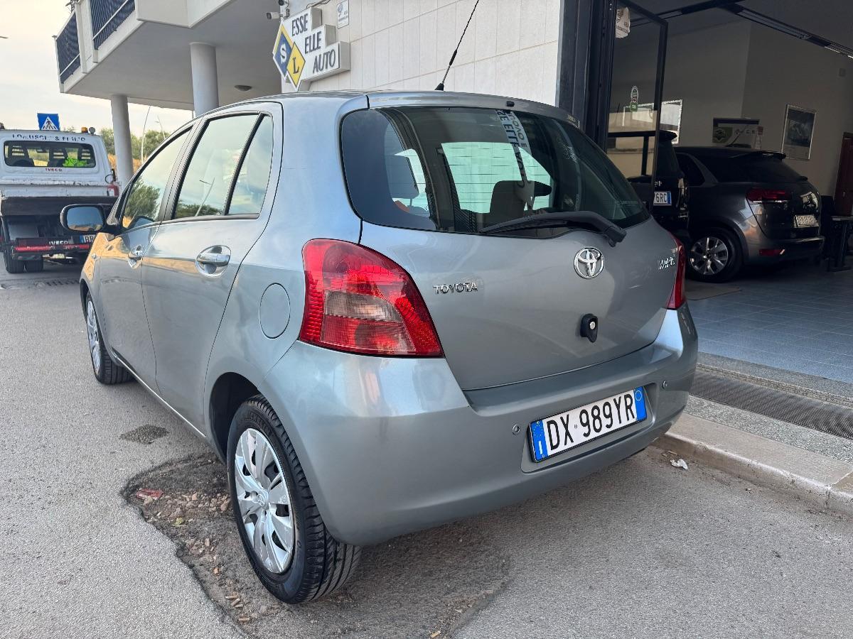 TOYOTA - Yaris - 1.3 5p. NAVIGATORE/ PDC