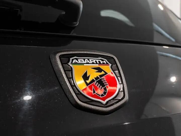 Abarth 695 1.4 Turbo T-Jet 180 CV Tributo 131 Rally