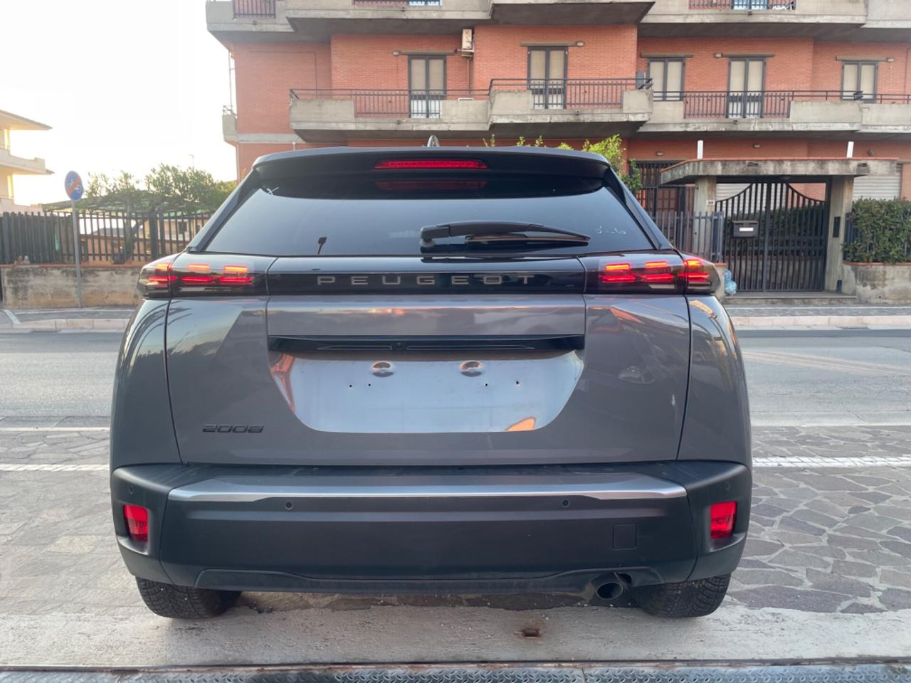 Peugeot 2008 PureTech 100 S&S Allure