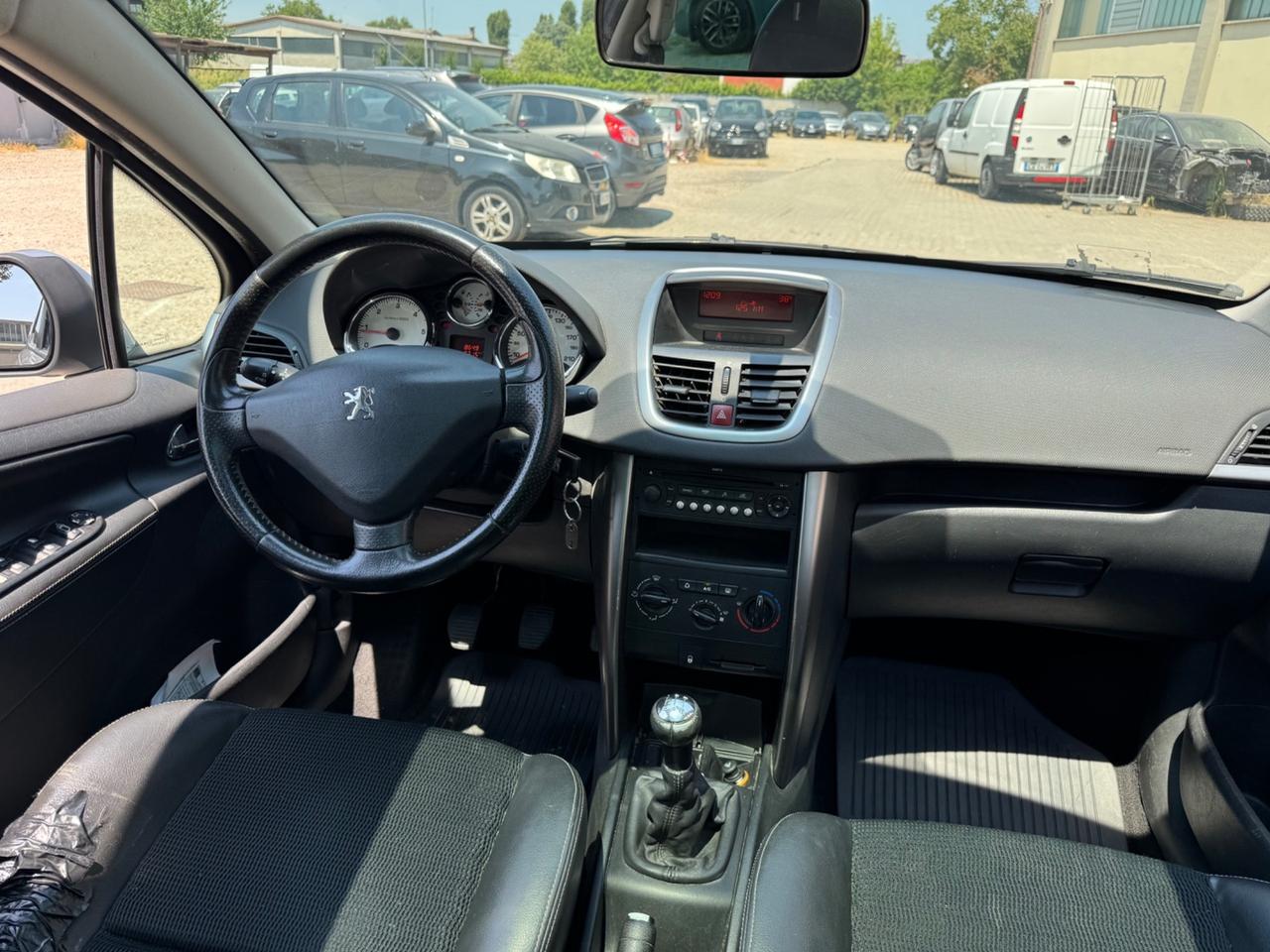 Peugeot 207 1.6 HDi 90CV 2008