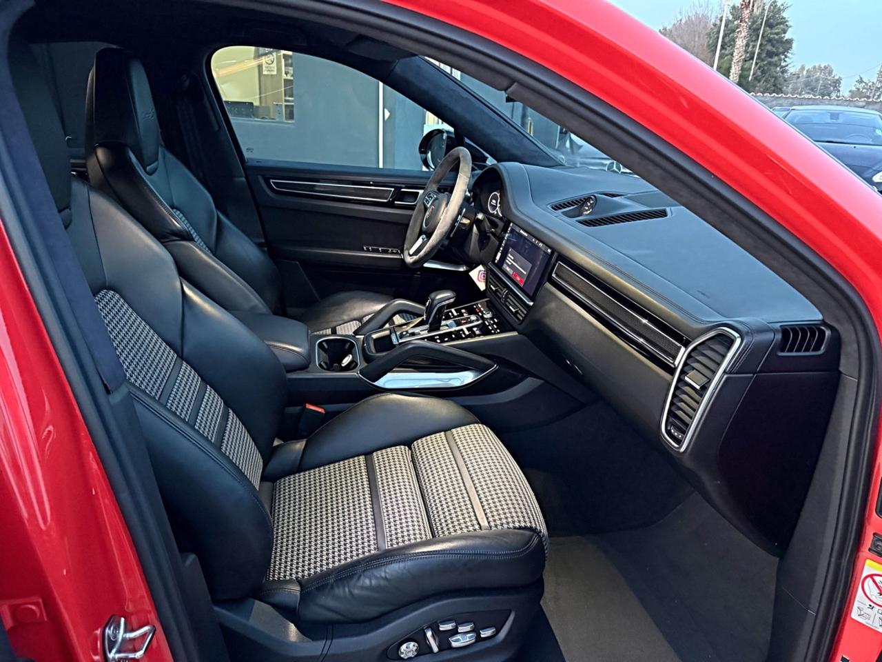 Porsche Cayenne Coupé 4.0 V8 Turbo S E-Hybrid Garanzia 12 Mesi