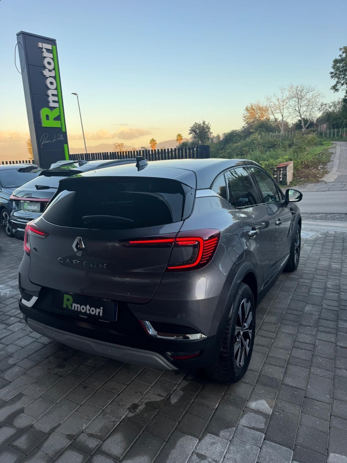 Renault Captur TCe 90 CV Techno