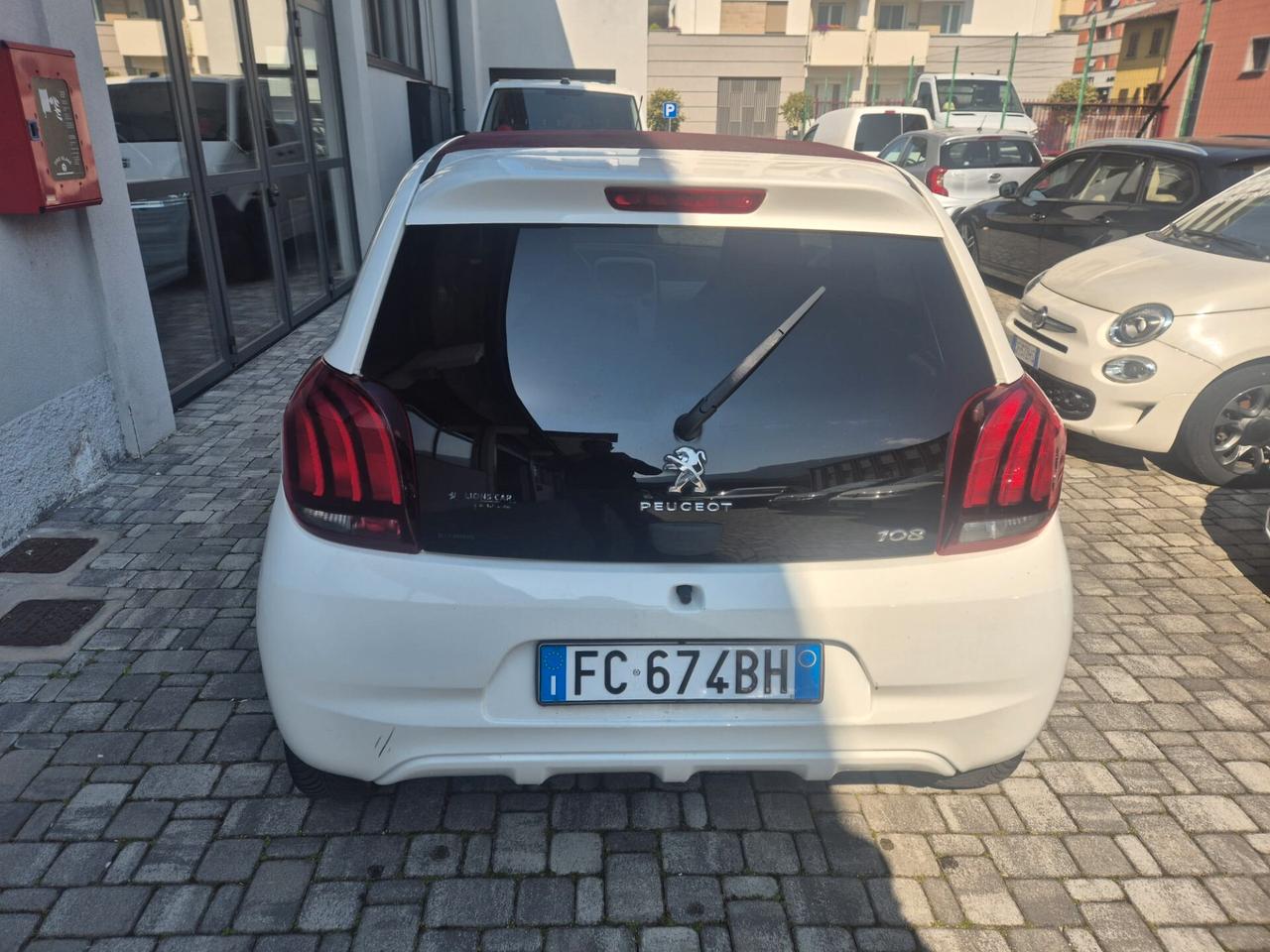 PEUGEOT 108 Decappottabile 5p 1.2 puretech Allure Top!