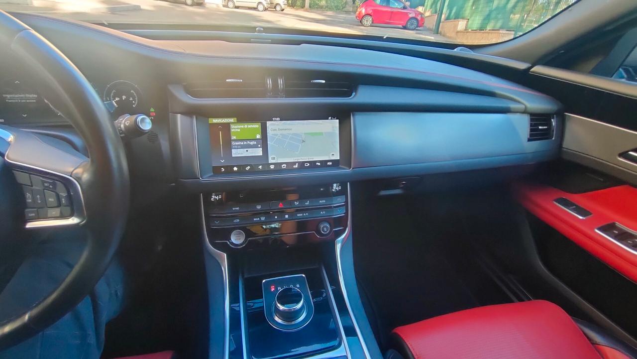 Jaguar XF 2.0 D 180 CV R-Sport