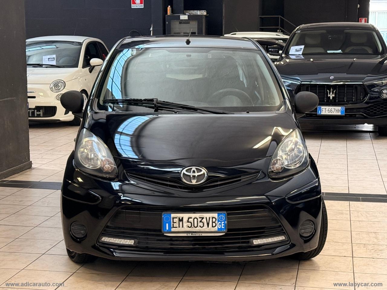 TOYOTA Aygo 1.0 12V VVT-i 5p. Lounge Connect