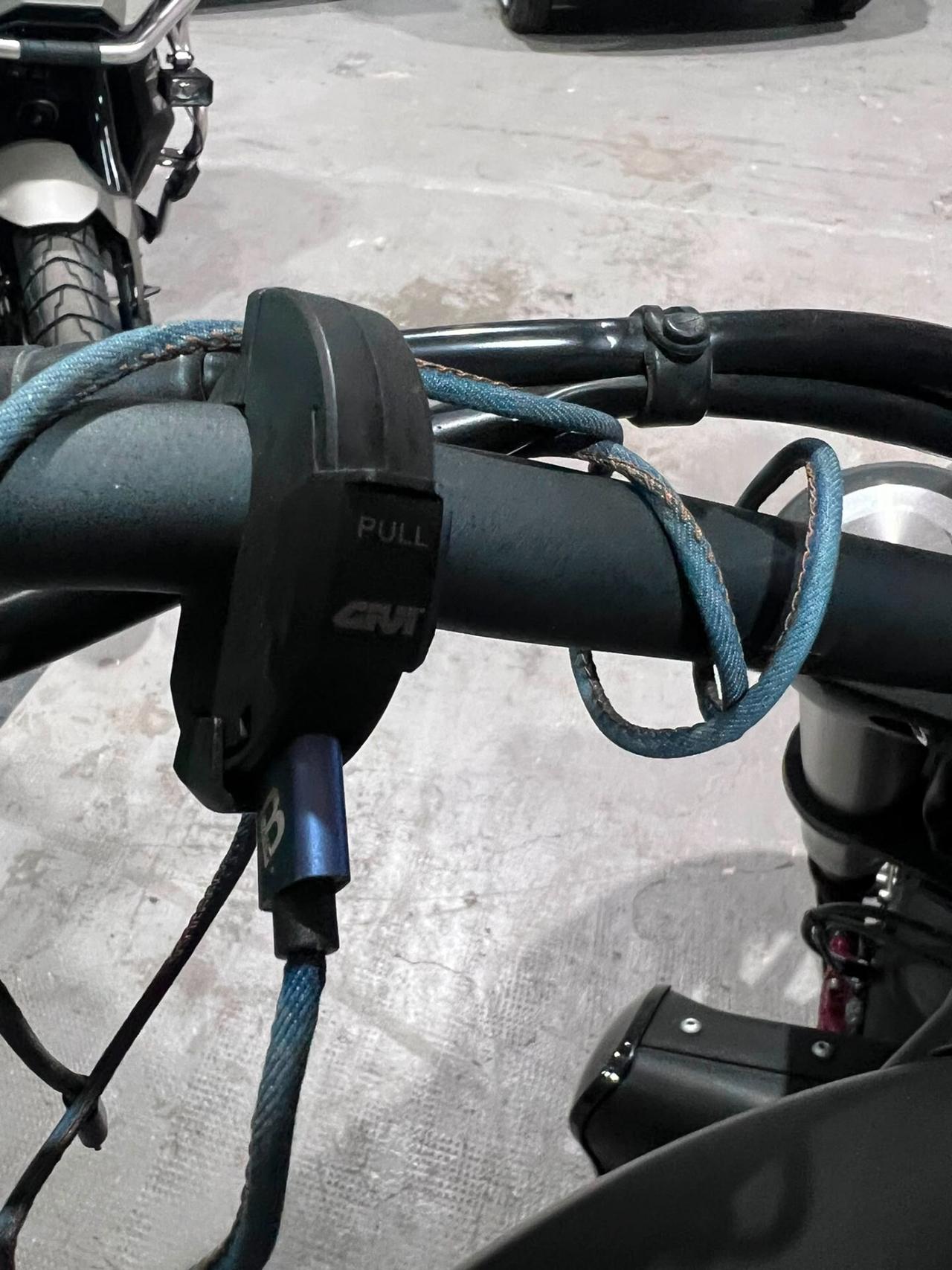 Benelli 502C CRUISER