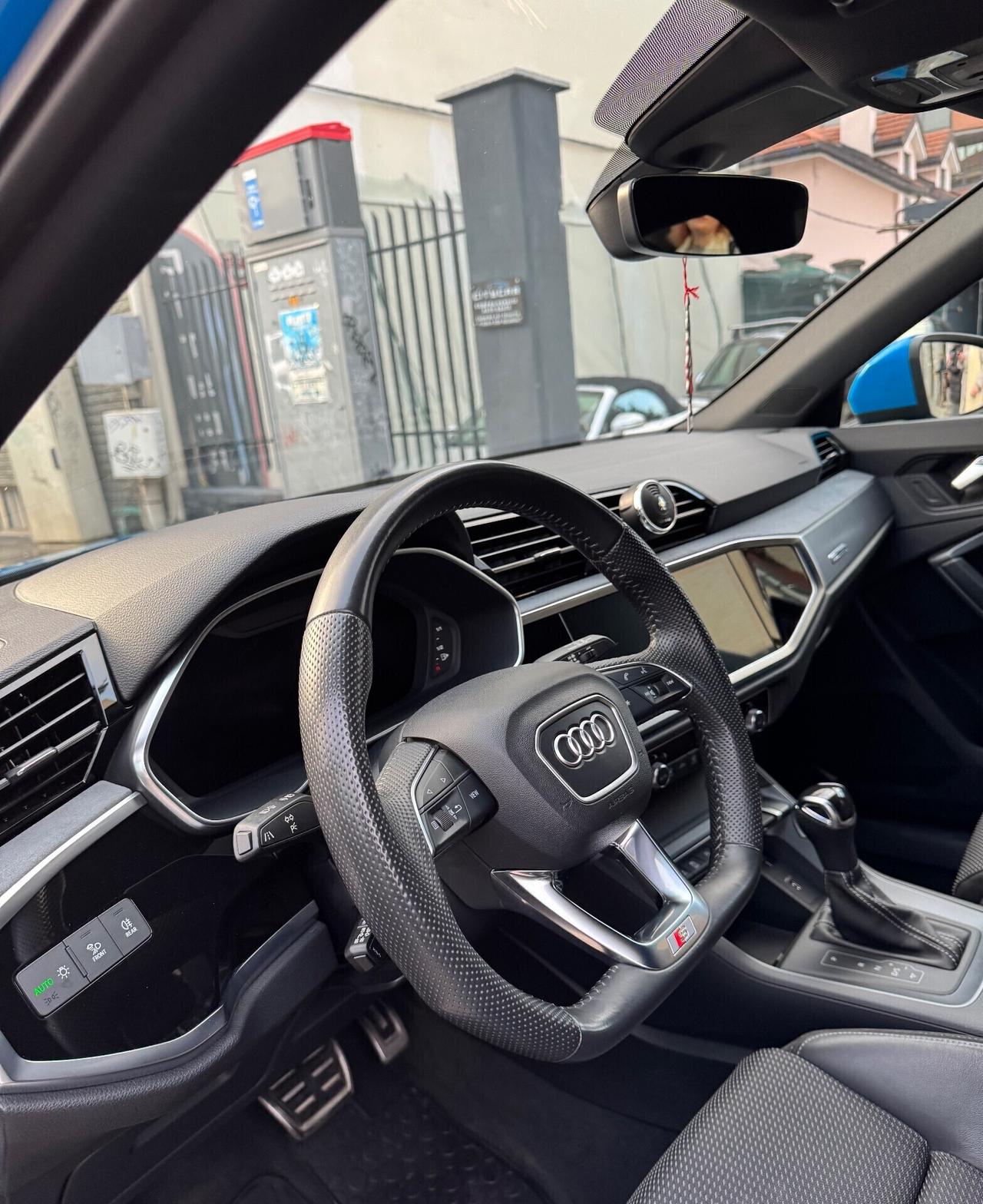Audi Q3 Sportback 2.0 TDI S line edition Blu turbo