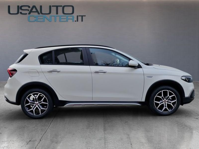 FIAT Tipo Tipo 1.5 Hybrid DCT 5 porte Cross