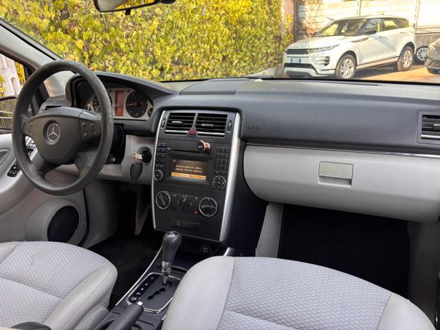 MERCEDES-BENZ B 180 CDI Premium