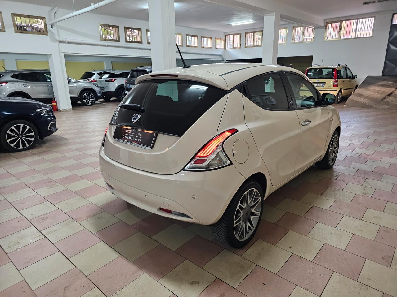 Lancia Ypsilon 1.3 MJT 16V 95 CV 5 porte S&S Platinum