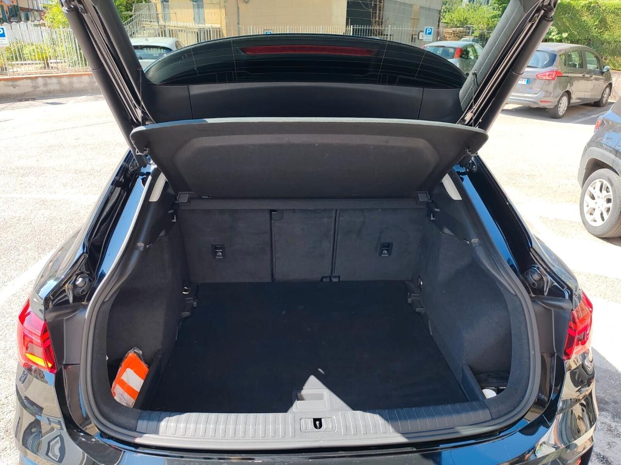 AUDI Q3 SPORTBACK 35 TDI S-LINE S-TRONIC EDITION NIGHT