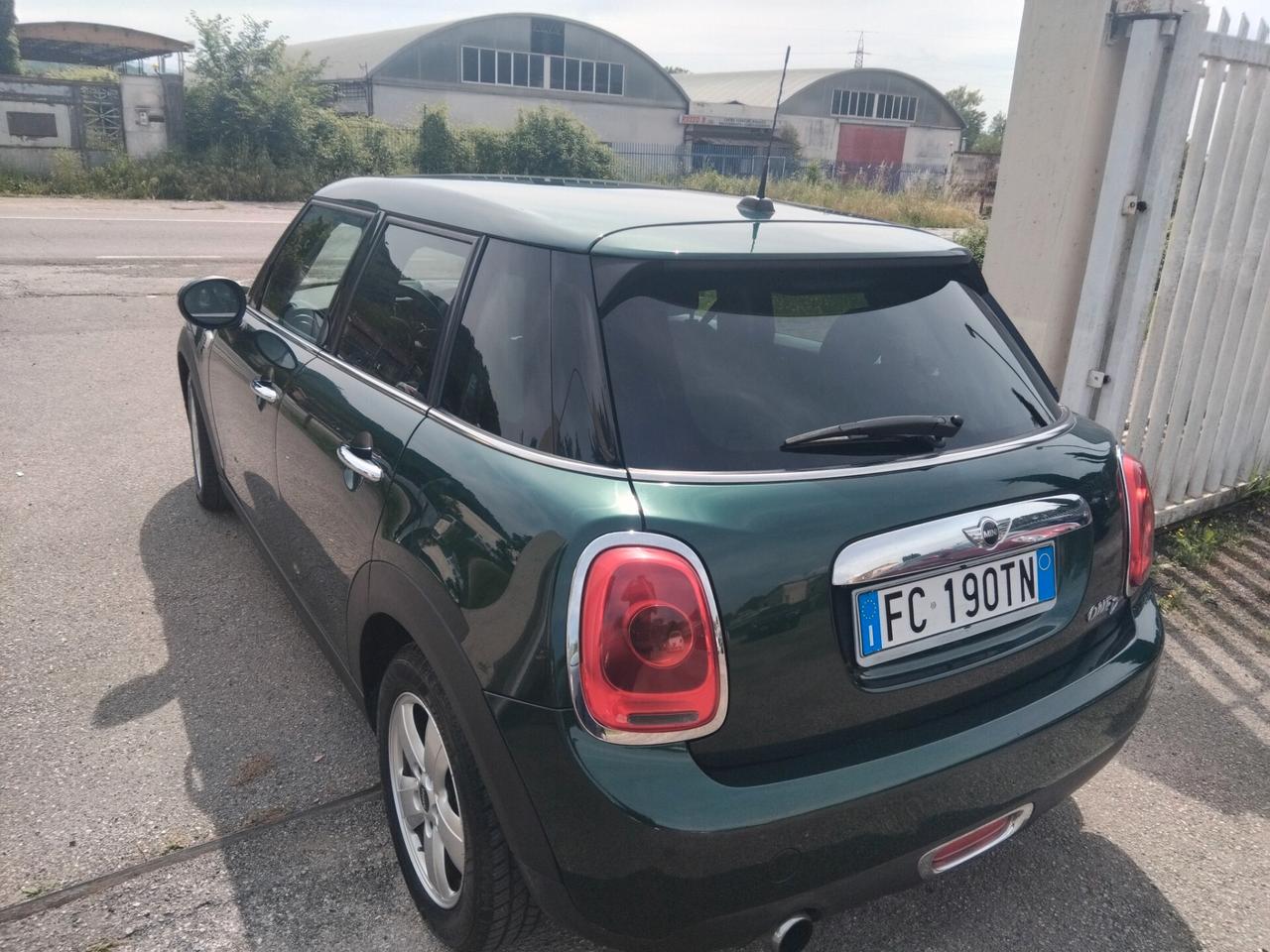 Mini Mini 1.5 Cooper D 5 porte