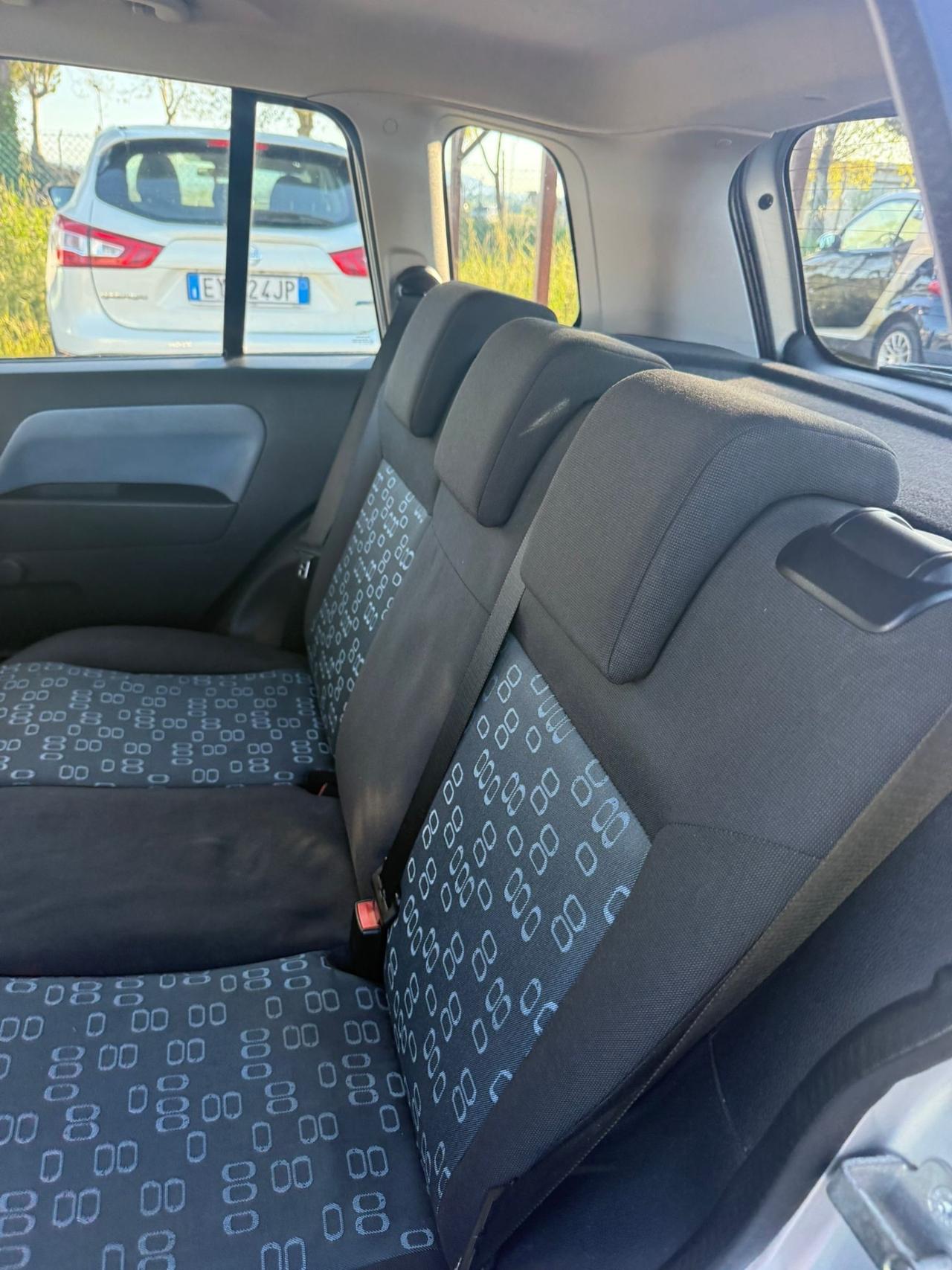 Ford Fusion 1.4 16V 5p. Leather