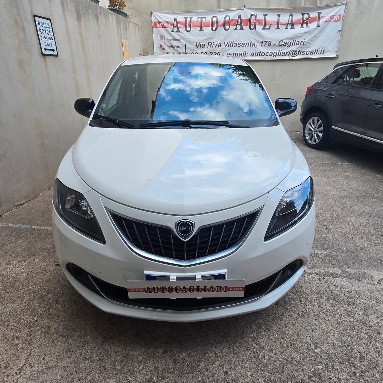 45.700 km - Lancia Ypsilon 1.0 FireFly 5 porte S&S Hybrid Ecochic Silver