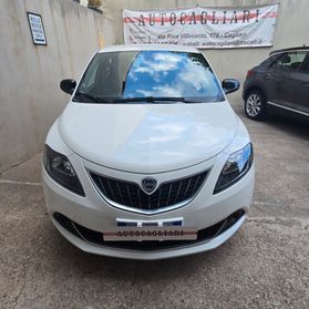 45.700 km - Lancia Ypsilon 1.0 FireFly 5 porte S&S Hybrid Ecochic Silver