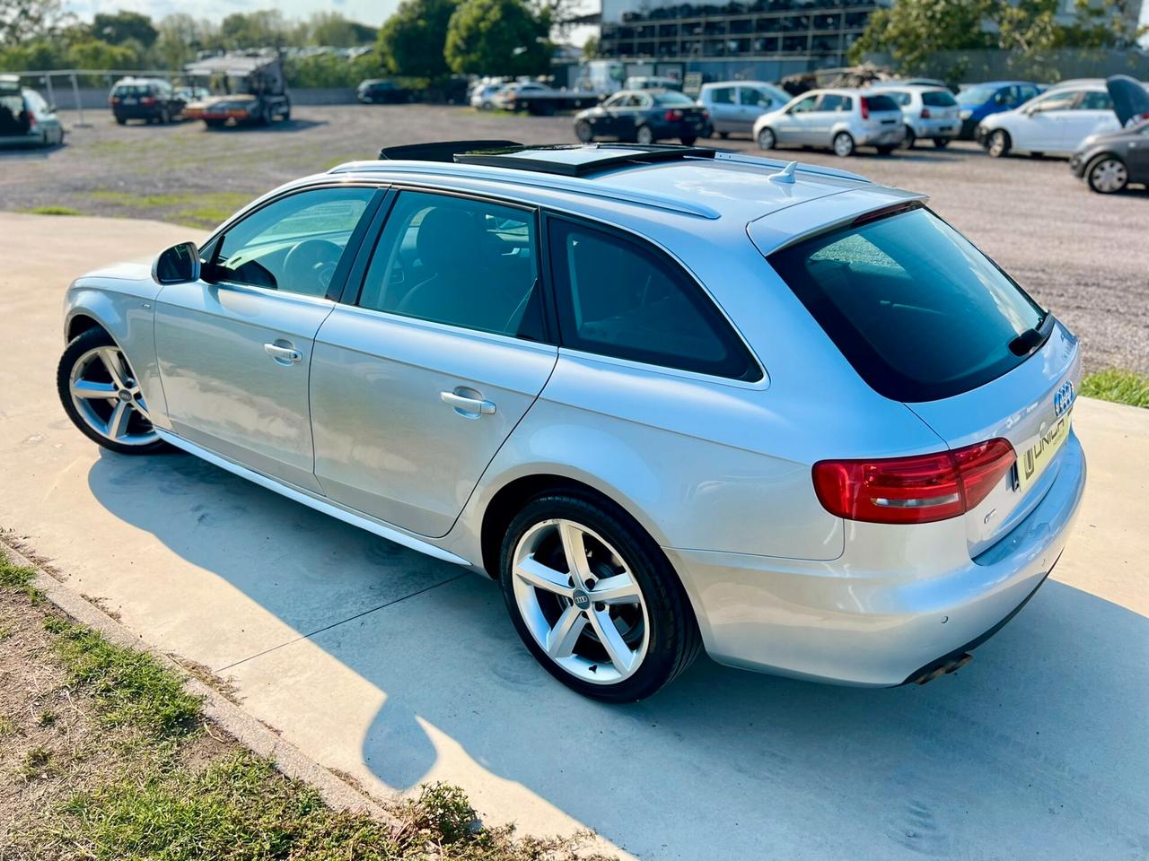 Audi A4 AVANT 2.0 TDI 143CV S-LINE TETTO MANUALE