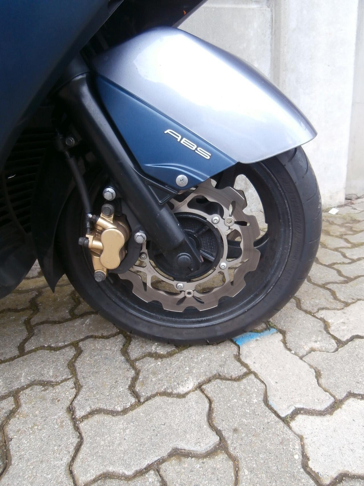 Yamaha T Max T-Max 500 (2004 - 07) passaggio incluso.