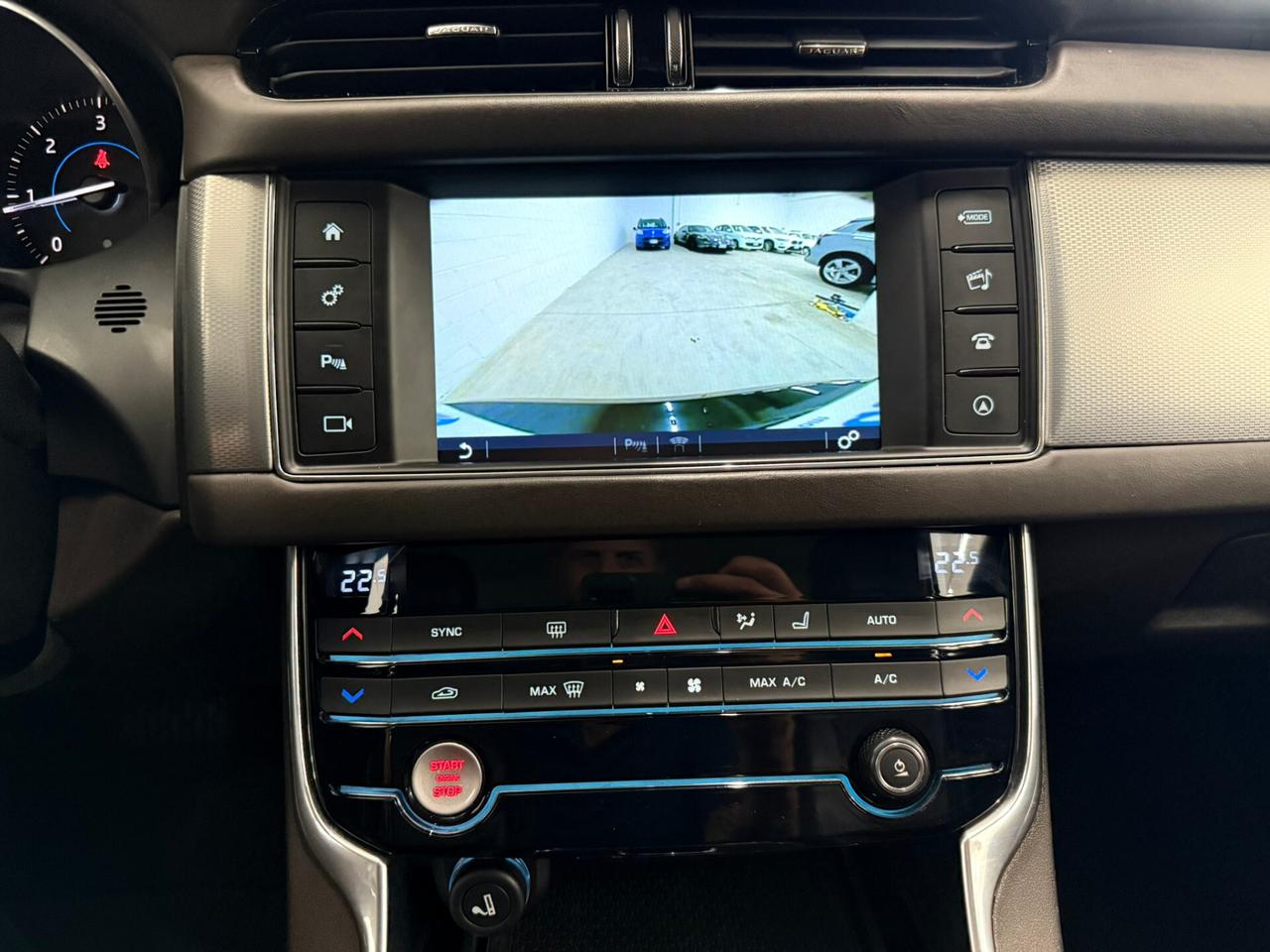 Jaguar XF 2.0 D 180 CV aut. Prestige