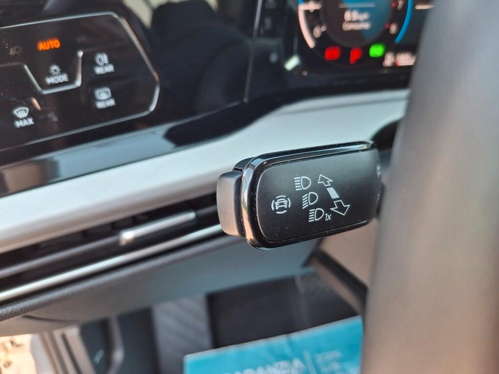 Volkswagen Golf 1.5 TGI DSG Km 50.000 - 11/2021