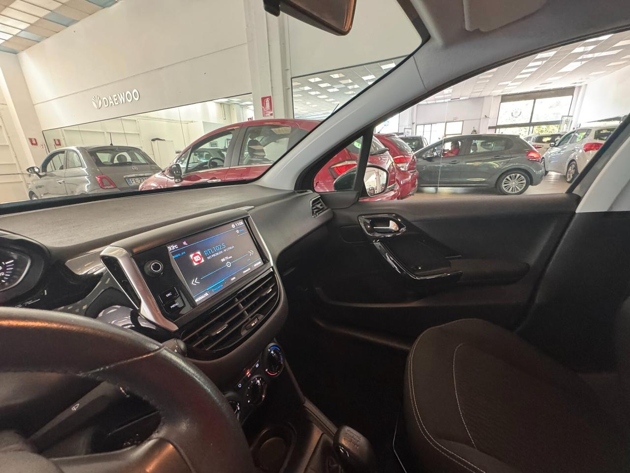 Peugeot 208 PureTech 82 5 porte Allure