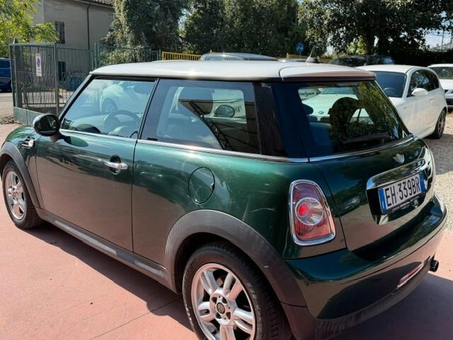 Mini 1.6 16V One (55kW)