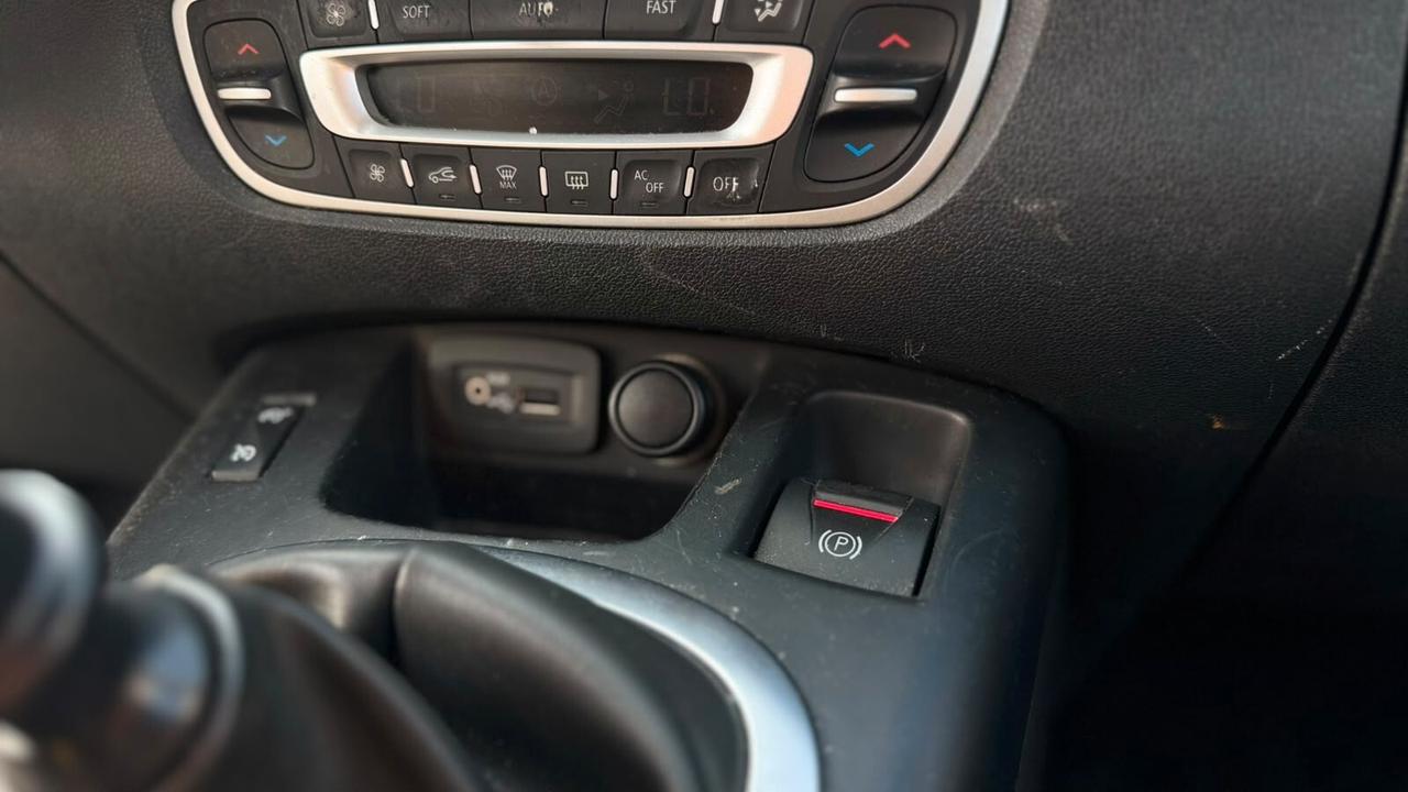 Renault Scenic 1.5 diesel 2012 neop.