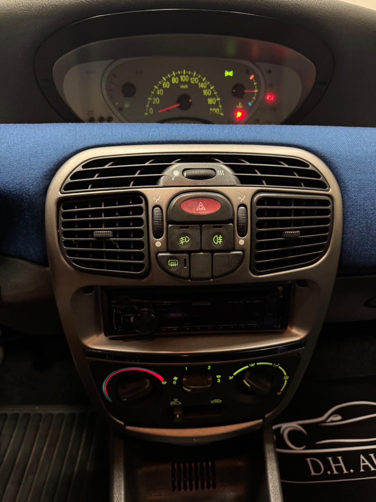 Lancia Y 1.2i 16V cat Elefantino Blu