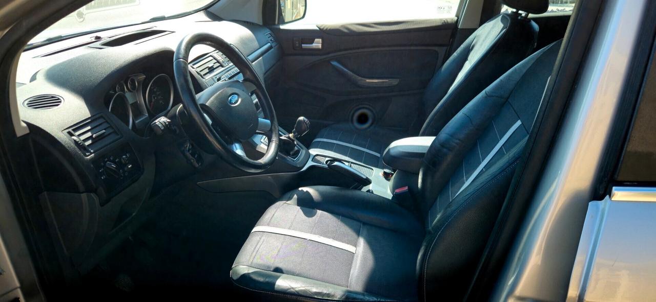 Ford Kuga 2.0 TDCi 136CV 4WD Titanium