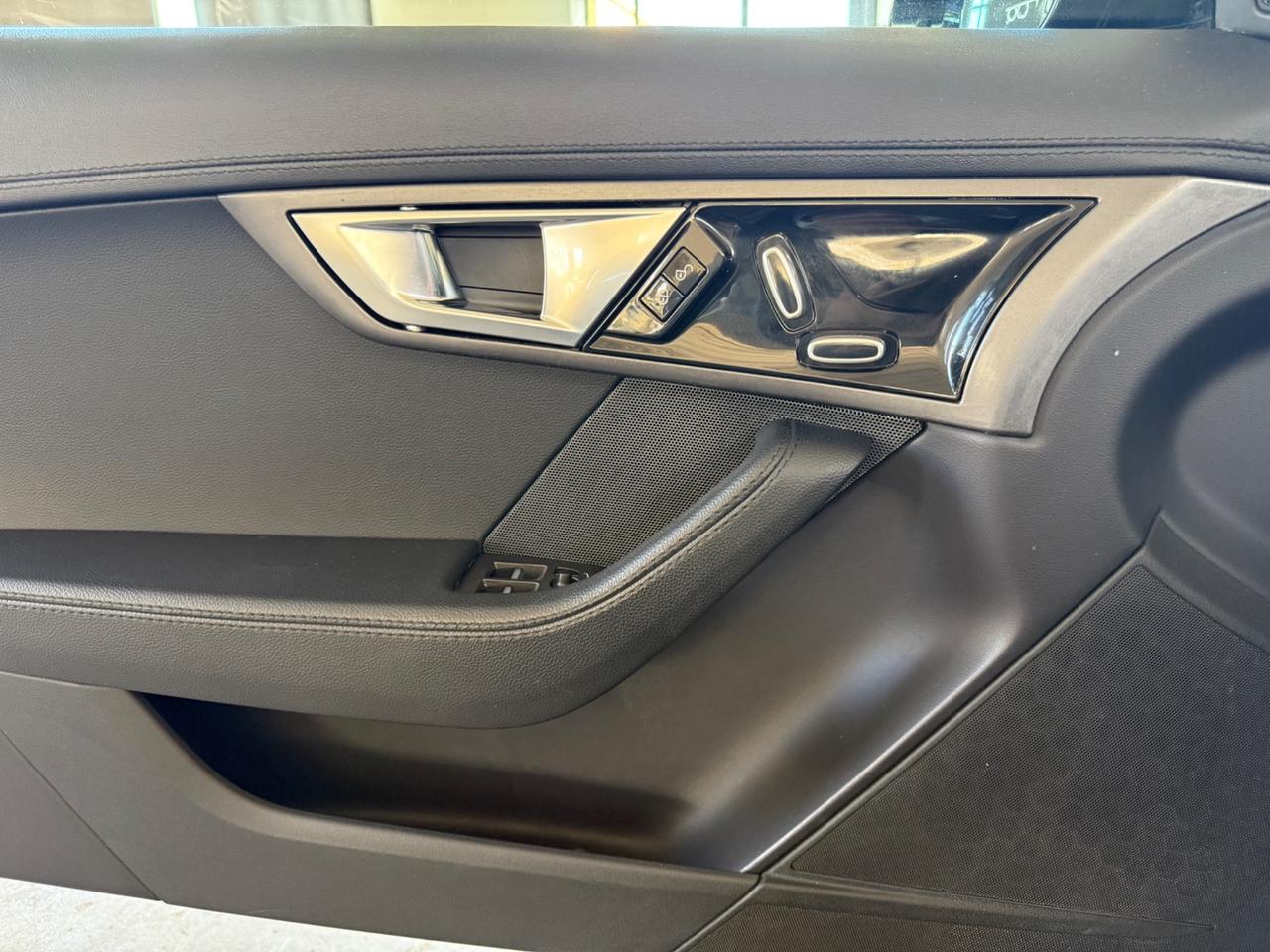 Jaguar F-Type 3.0 V6 aut. Convertibile