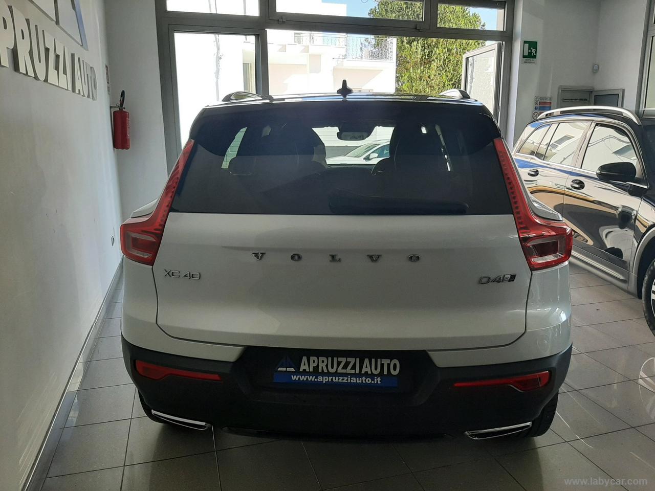 VOLVO XC40 D4 AWD Geartronic R-design