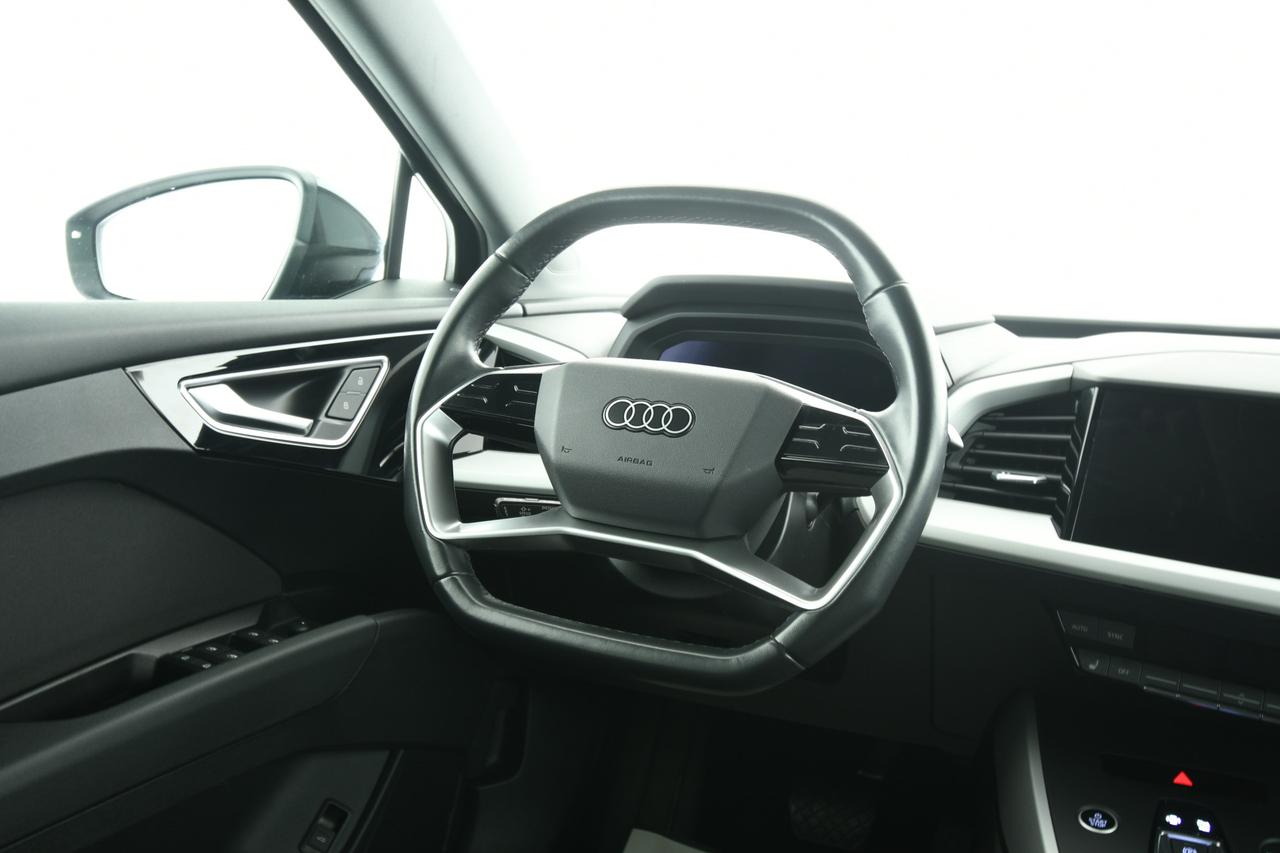 AUDI Q4 Sportback e-tron 40 CAMERA+ACC+APP CONNECT