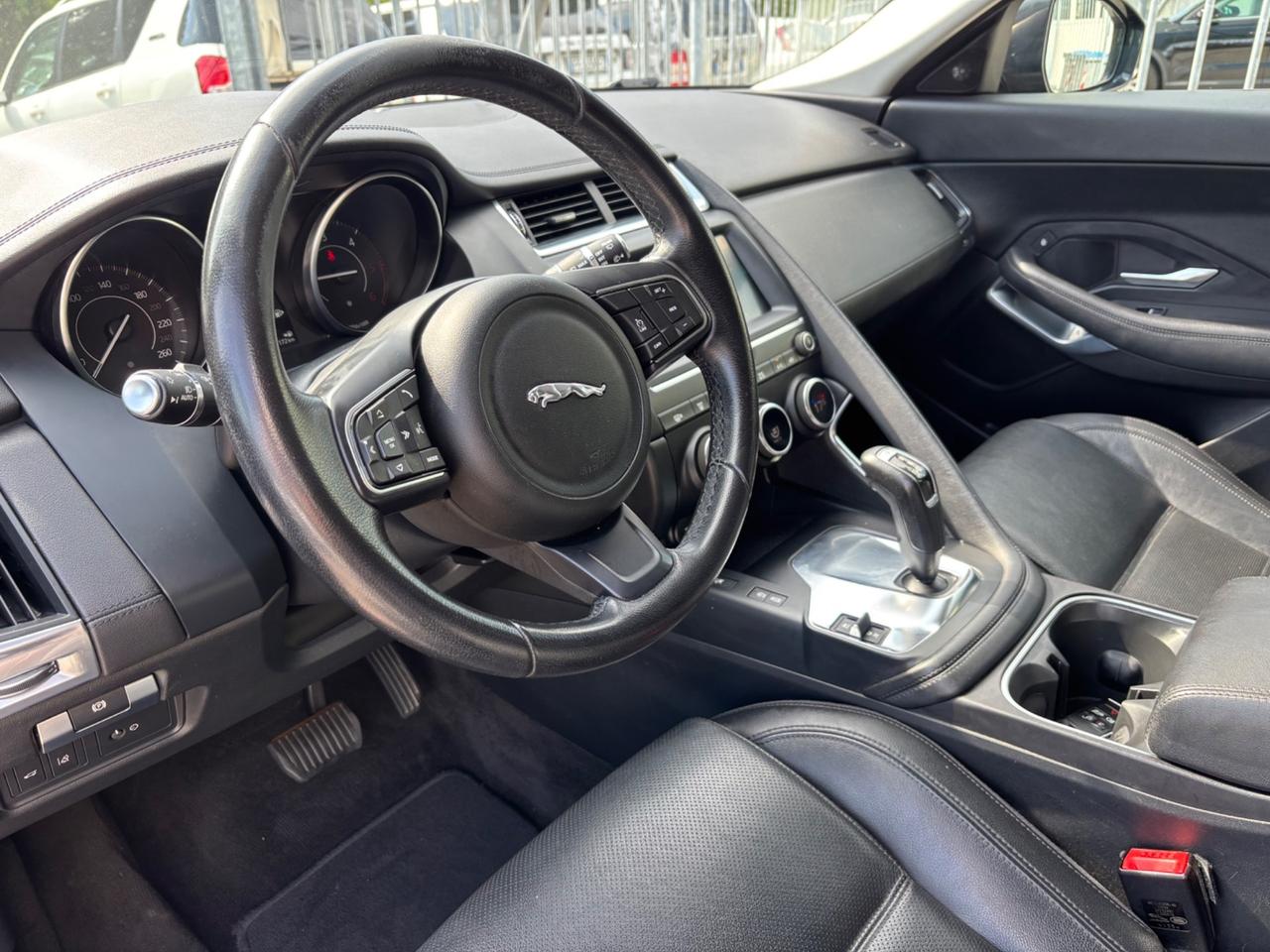 Jaguar E-Pace 2.0D 150 CV