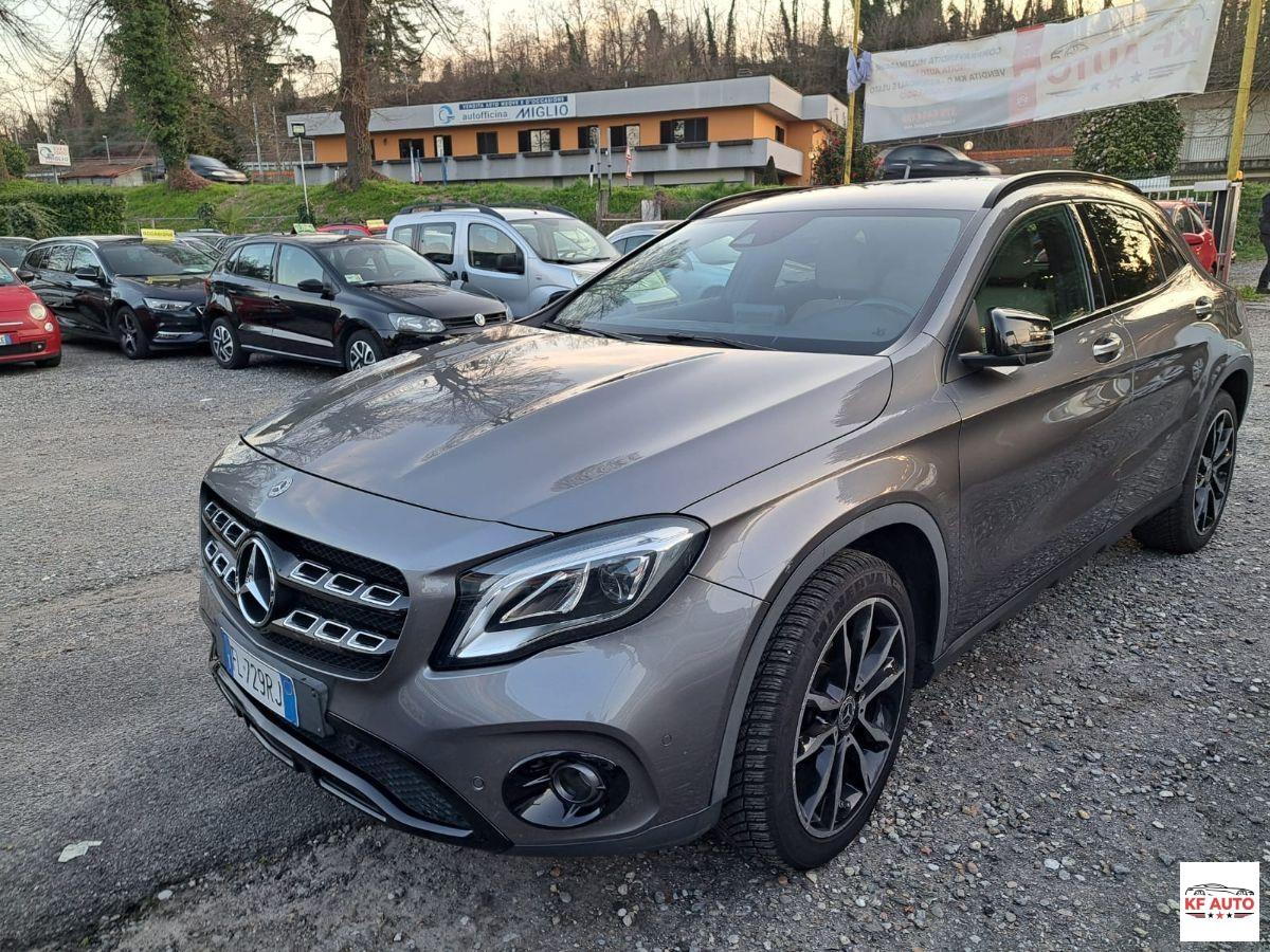 MERCEDES GLA - 180D Automatic Premium