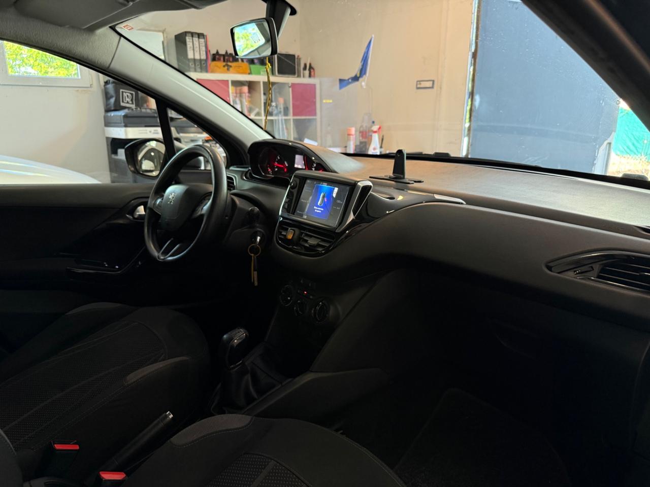 Peugeot 208 1.4 METANO BENZINA NEOPATENTATI