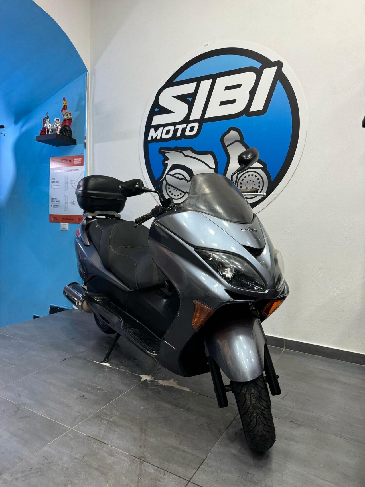 HONDA FORZA 250