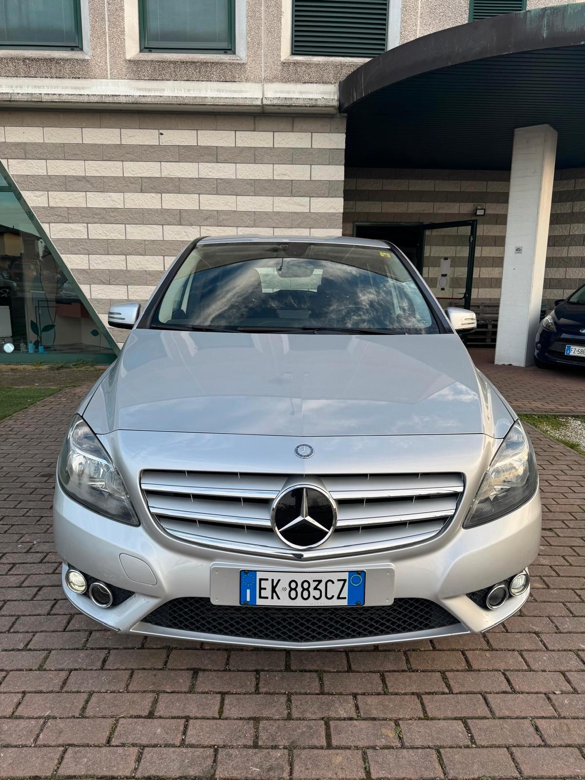 Mercedes-benz B 180 BlueEFFICIENCY Premium