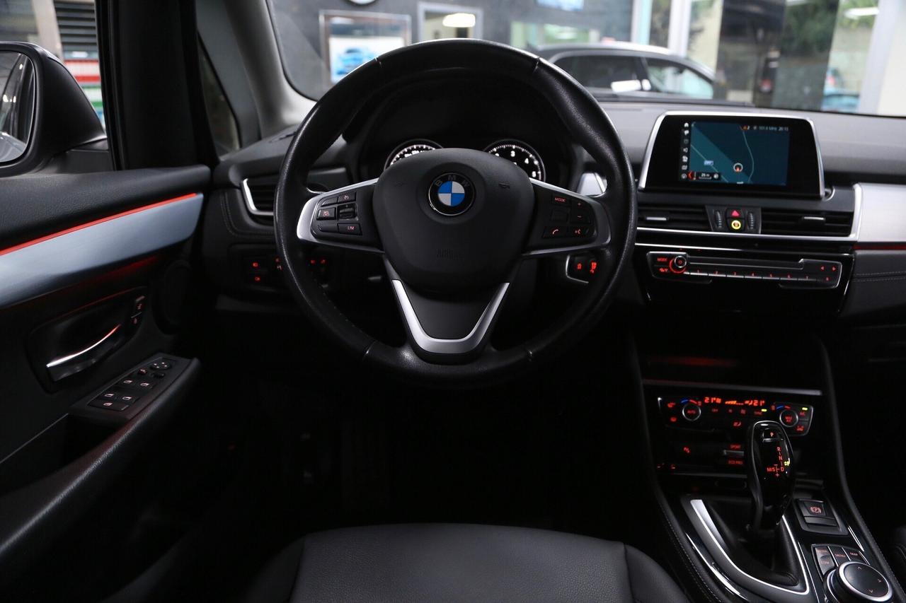 BMW 220d Active Tourer Luxury auto