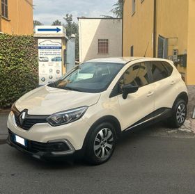 Renault Captur 1.5 dCi 90CV AUTOMATICA RETROCAMERA NAVIGAZIONE SENSORI PARCHEGGIO FINANZIABILE