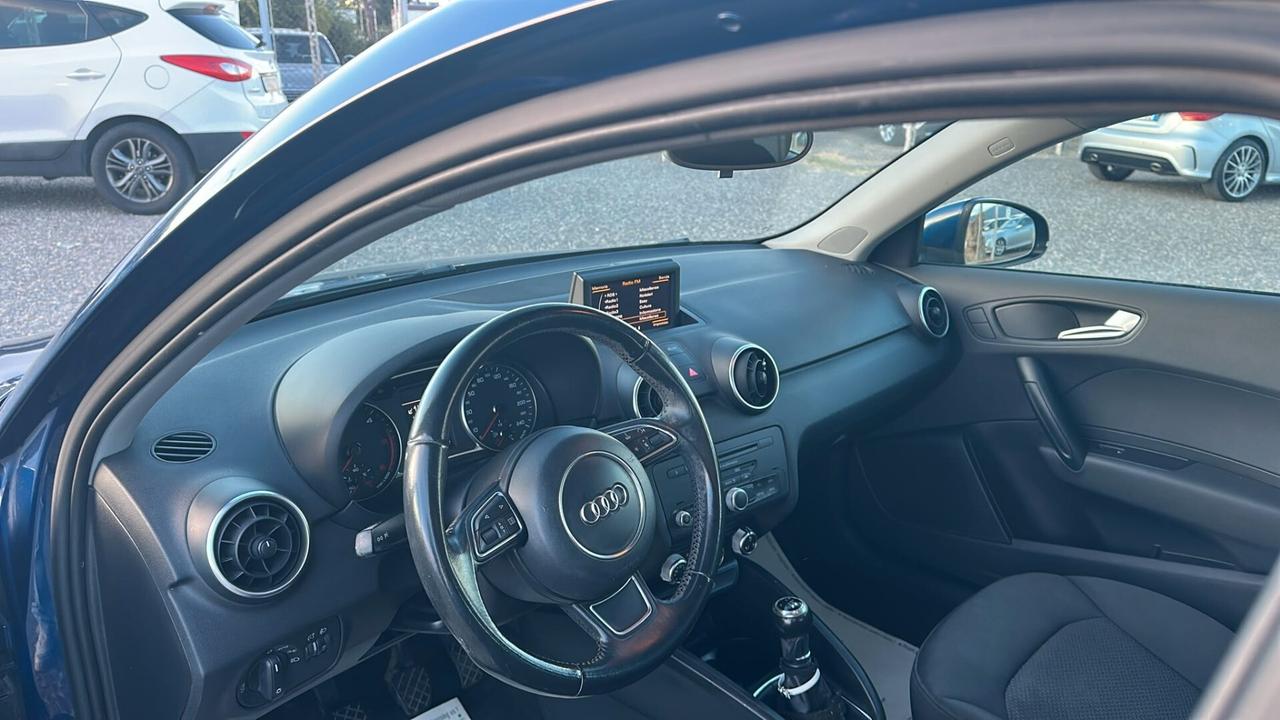 Audi A1 1.6 TDI S tronic line edition plus