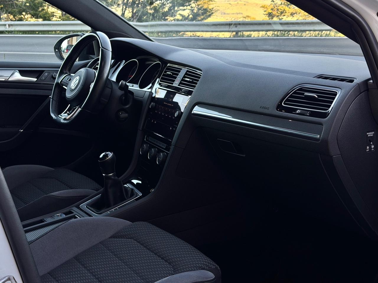 Volkswagen Golf 7.5 1.6 TDI 115 CV R-Line