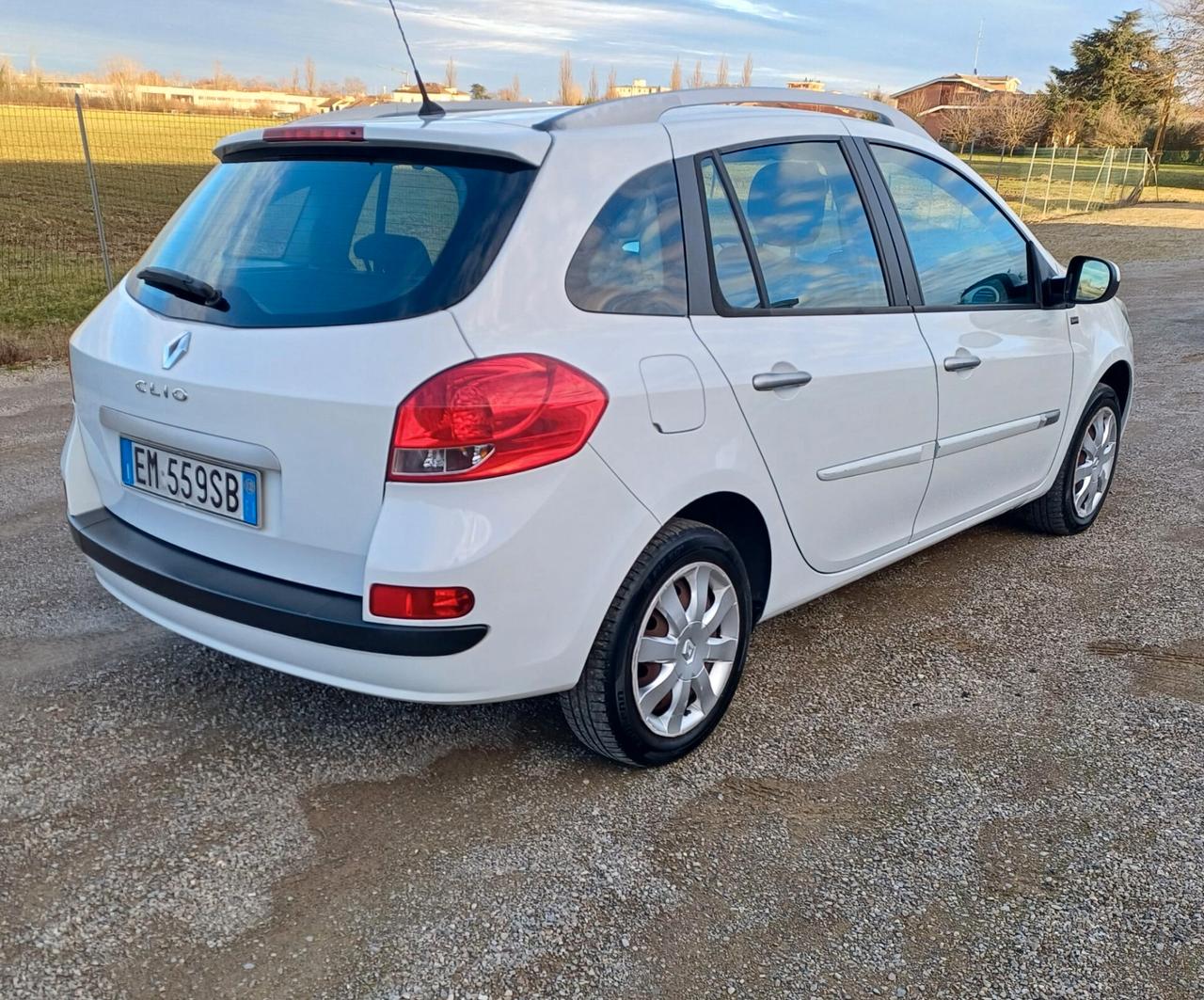 Renault Clio 1.2 16V SporTour Dynamique